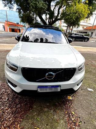 VOLVO XC40 1.5 T5 RECHARGE R-DESIGN GEARTRONIC